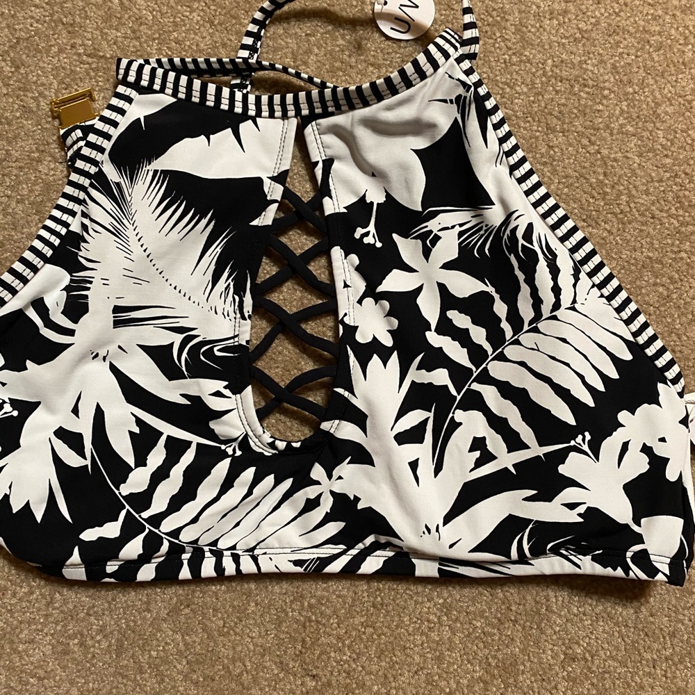 NWT Bleu Rod Beattie swim halter top